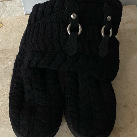 UGG black sweater boots - Picture 1 of 4